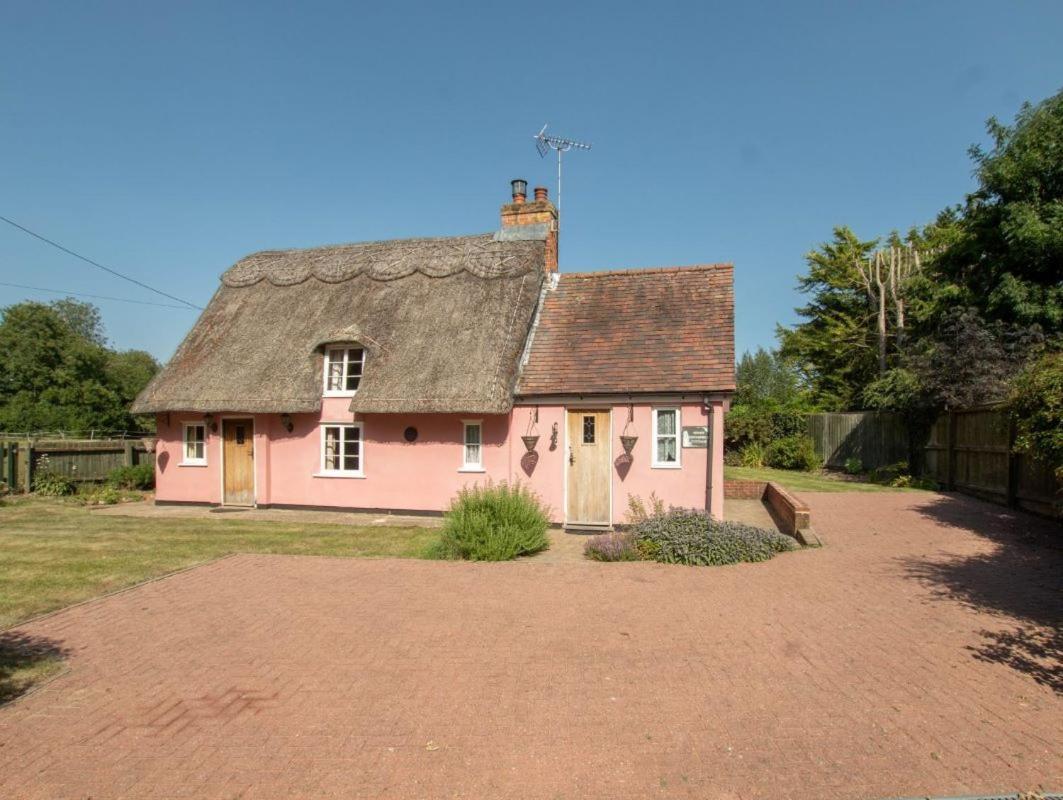 Two Bedroom Grade Ll Cottage At Az Luxury Stays Honey Horsefield With Wifi And Free Parking 헌돈 외부 사진