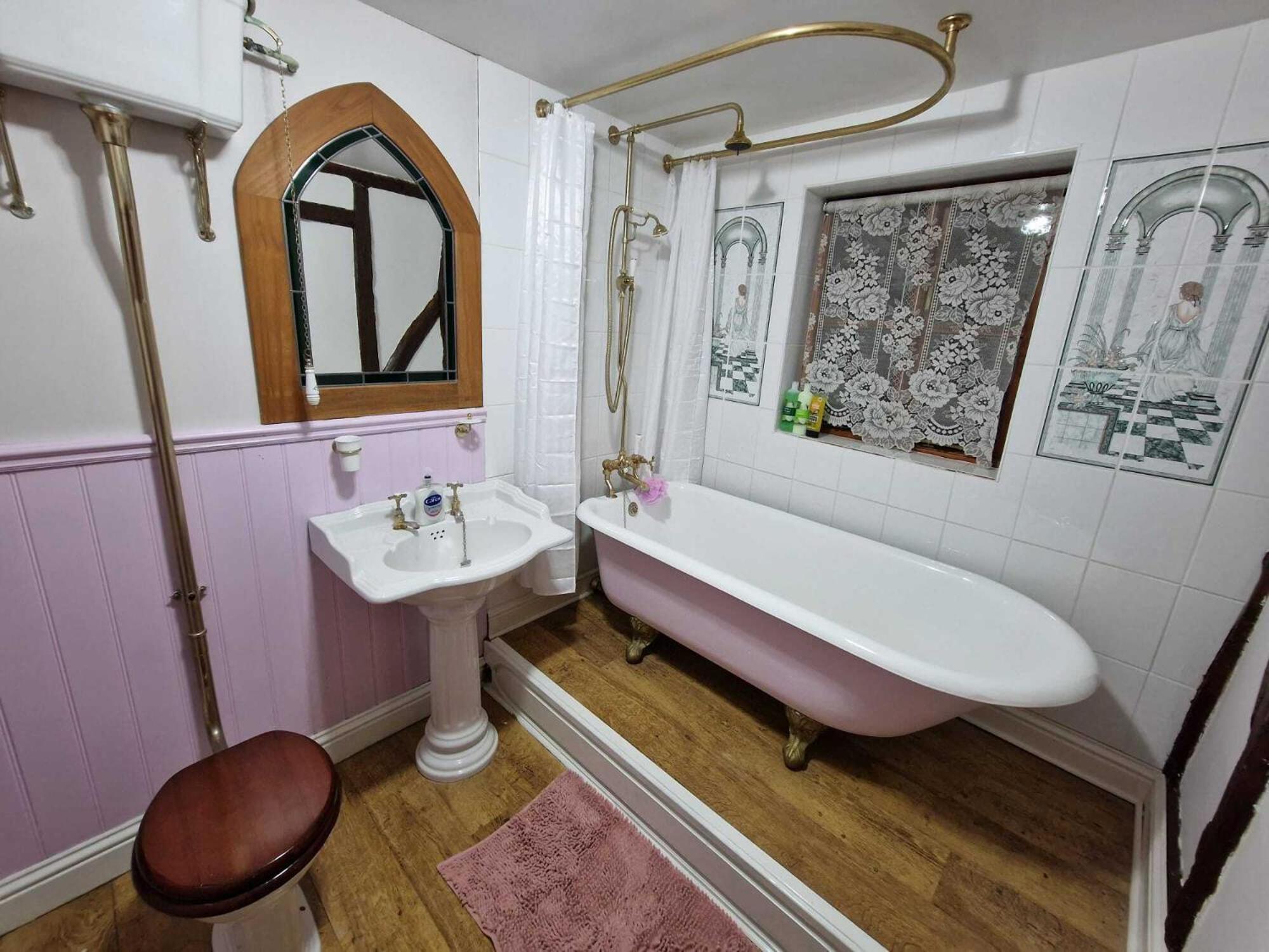 Two Bedroom Grade Ll Cottage At Az Luxury Stays Honey Horsefield With Wifi And Free Parking 헌돈 외부 사진